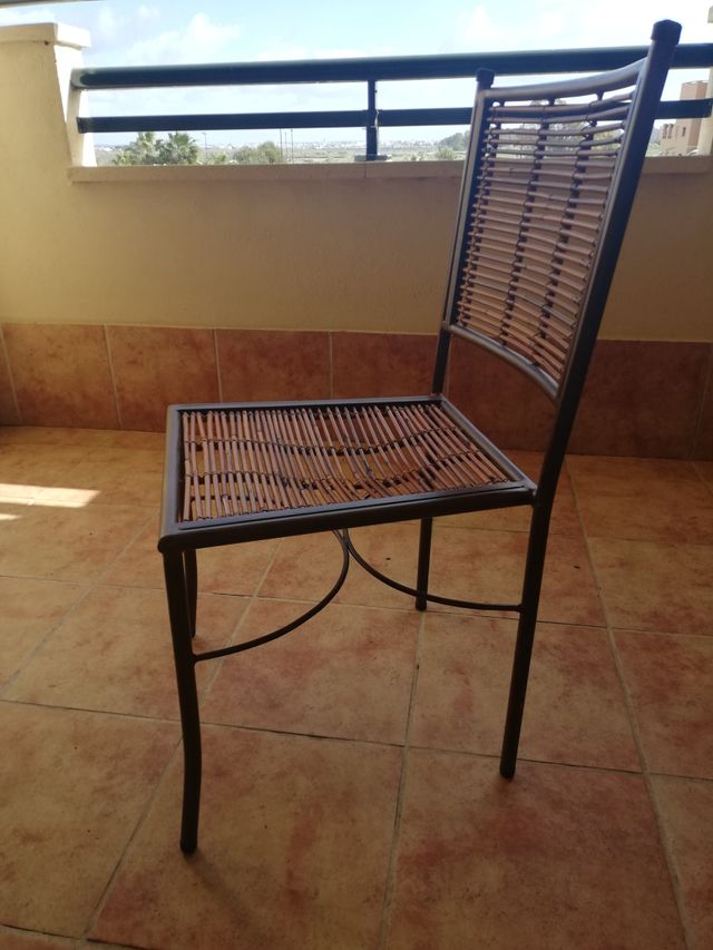 Silla bambú de segunda mano por 15 € en Mairena del Aljarafe en WALLAPOP