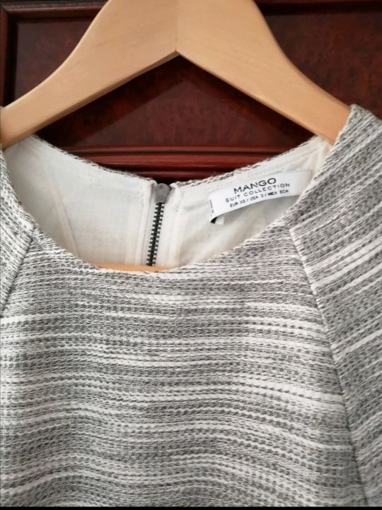 Vestido Midi Mango. Talla XS.