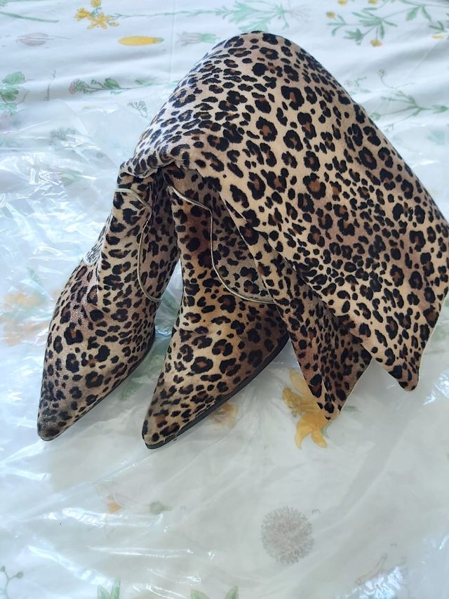Botas leopardo con tacón
