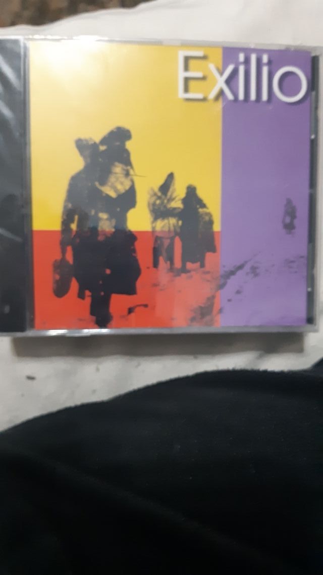 DOCUMENTAL EXILIO