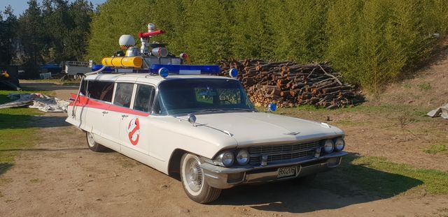  Ecto-1 Ghostbusters coche de cazafantasmas