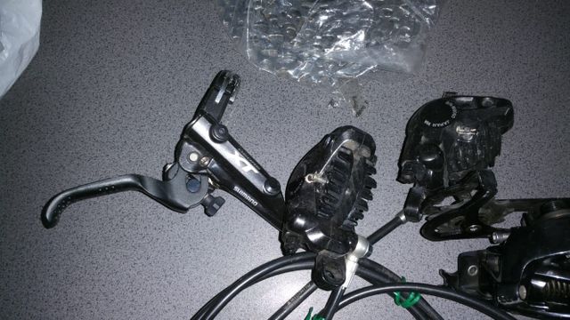 COMPONENTES SRAM XX CARBONO y SHIMANO XT