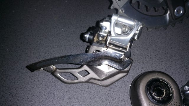 COMPONENTES SRAM XX CARBONO y SHIMANO XT