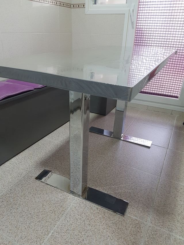 Mesa y banco cocina de segunda mano por 375 € en Sant Boi de Llobregat