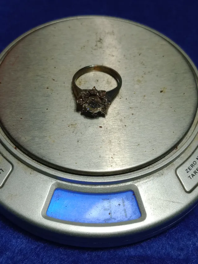 iiiOferta!!!!Anillo de oro blanco con 9 diamantes