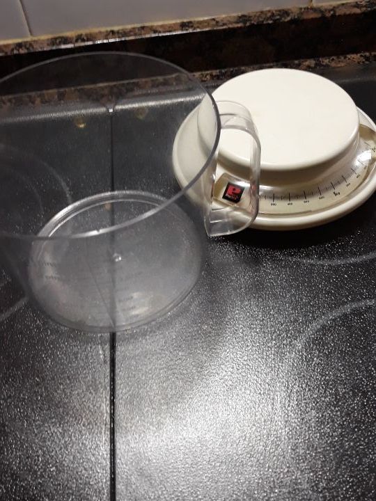 BÁSCULA O PESO PARA COCINA.