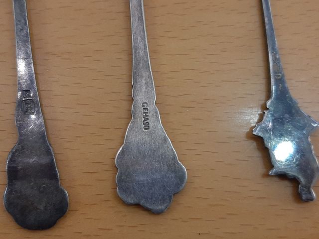 coleccion cucharas de de varios paises