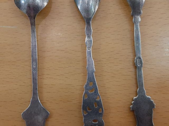 coleccion cucharas de de varios paises