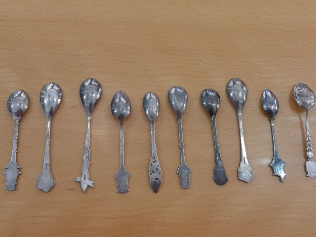 coleccion cucharas de de varios paises