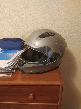 Casco de moto de segunda mano por 35 € en Hellín en WALLAPOP Casco de moto de segunda mano por 35 € en Hellín en WALLAPOP