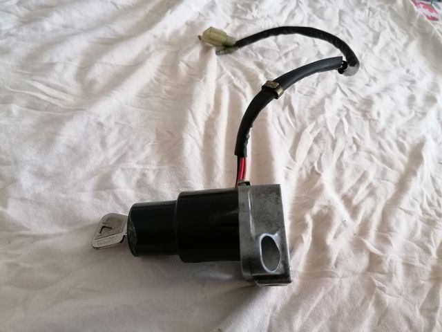 Clausor,bombin llave yamaha tzr 50