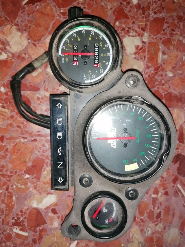 Relojes aprilia rs culo avispa