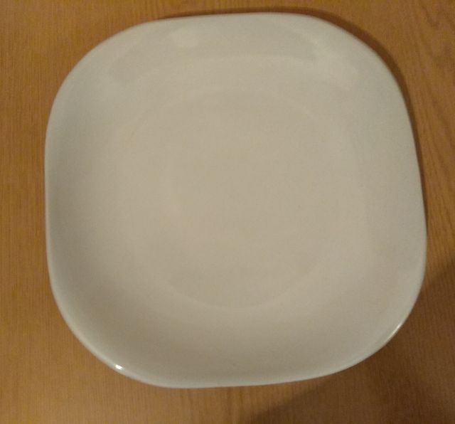 Fuente servir cuadrada 26x26 cm. NUEVA!!