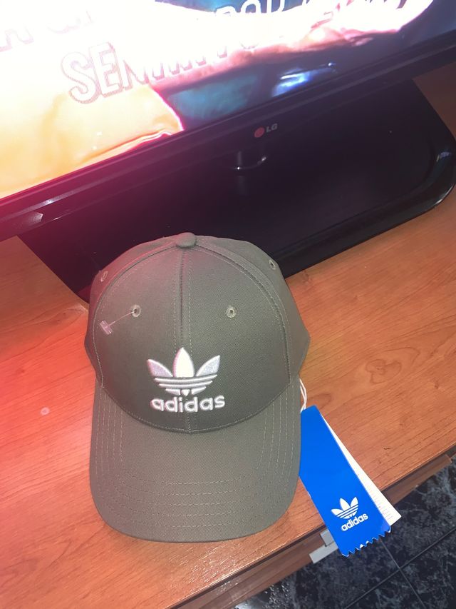 sextante Enriquecimiento calcular Gorra verde militar Adidas de segunda mano por 10 € en L'Hospitalet de Llobregat en WALLAPOP sextante Enriquecimiento calcular Gorra verde militar Adidas de segunda mano por 10 € en L'Hospitalet de Llobregat en WALLAPOP
