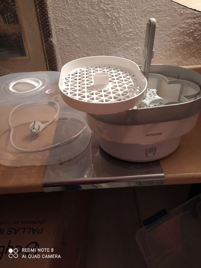 Esterilizador marca miniland baby eléctrico