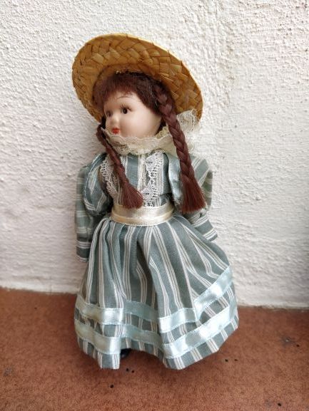 muñequitas de porcelana