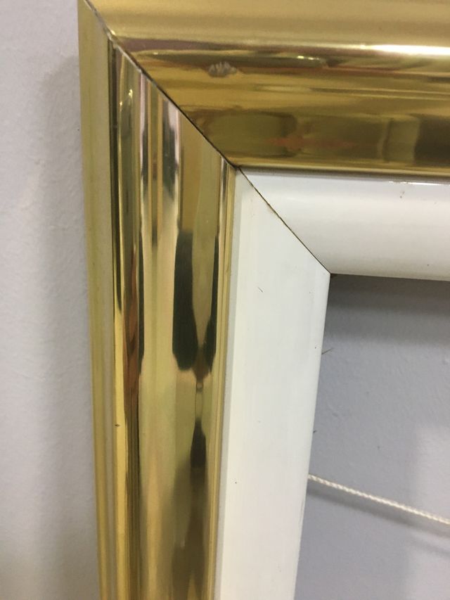 Marco dorado- blanco (50x 60)