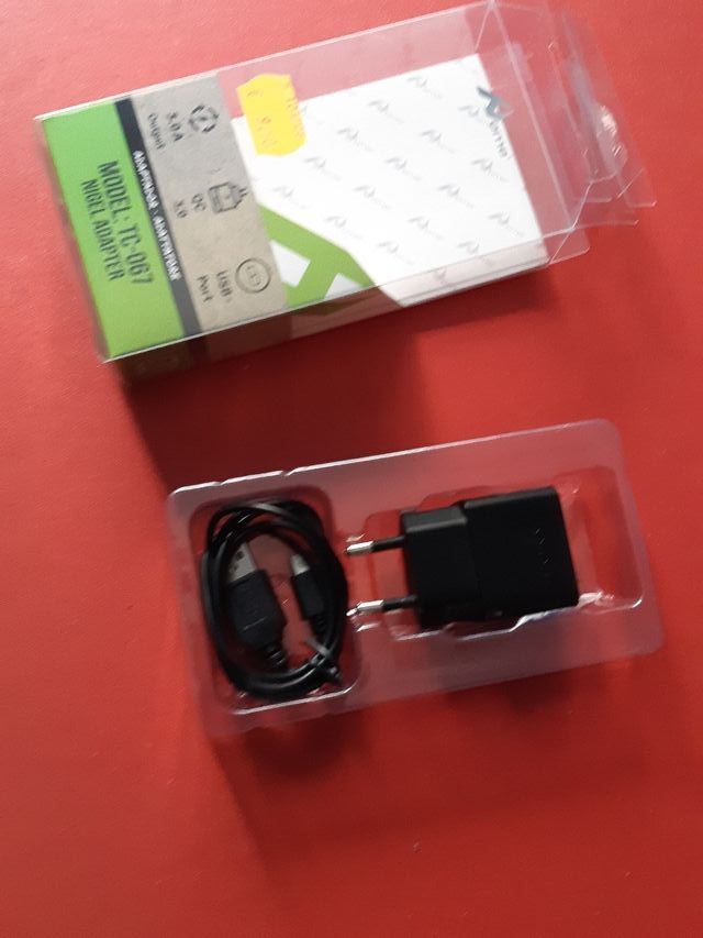 CARGADOR NUEVO SONY  PARA MOVIL