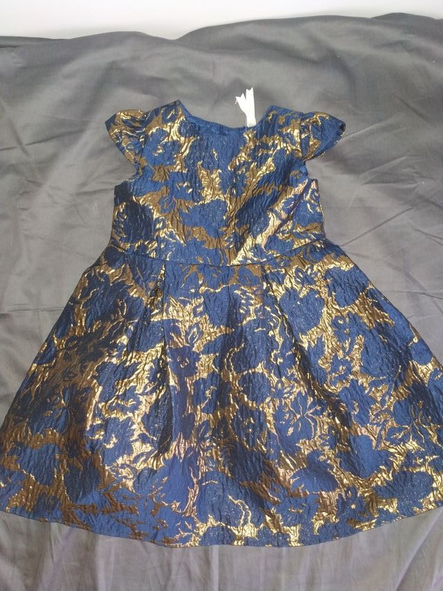 Vestido sin estrenar T.3-4