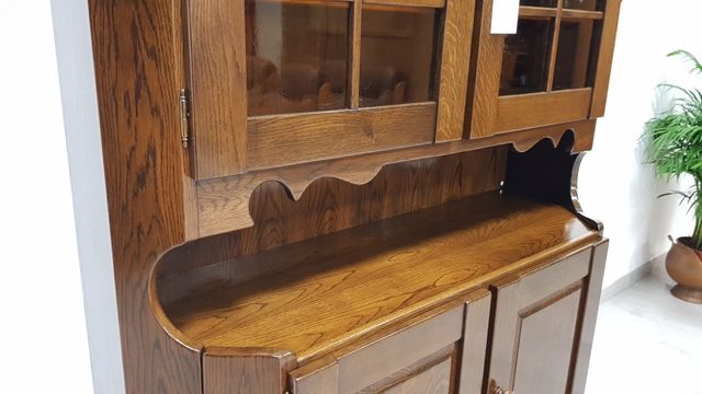 Alacena Rustica con Vitrina . De Roble .