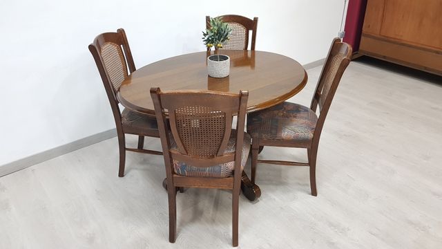Mesa Salon con 4 sillas Rusticas de Roble de segunda mano por 799 € en