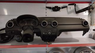 SALPICADERO AUDI A1 2010