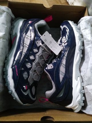 converse 39.5 obsada