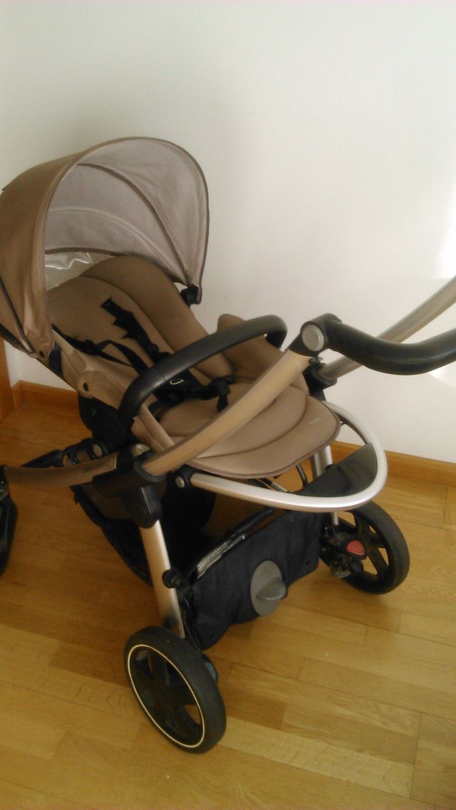 Trio Silla Bebe Confort Elea Color Marron De Segunda Mano Por 0 En Santiago De Compostela En Wallapop