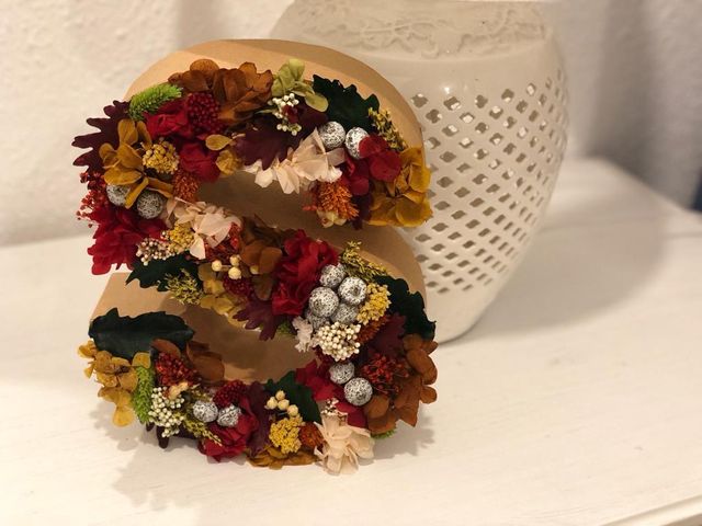 Letra S de flores preservadas