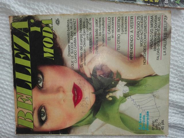 8  REVISTAS AÑOS 70 BELLEZA Salud y moda