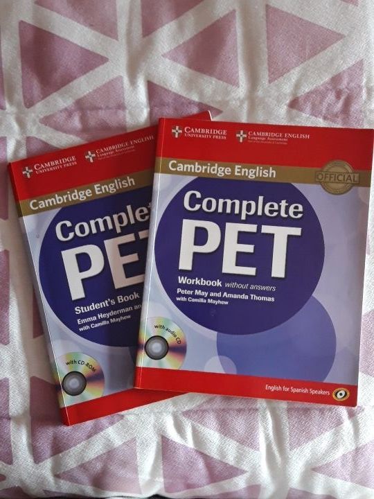 Libros Inglés PET CAMBRIDGE