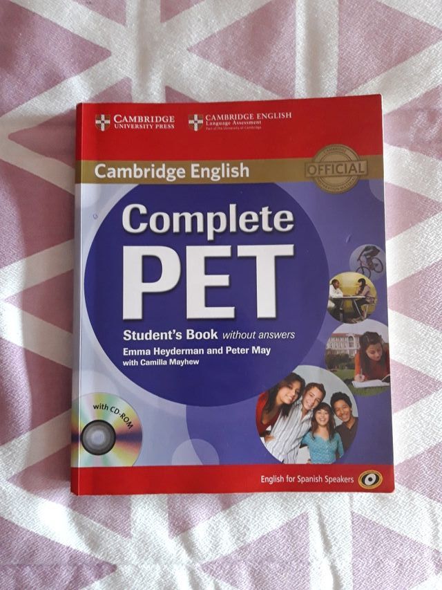 Libros Inglés PET CAMBRIDGE