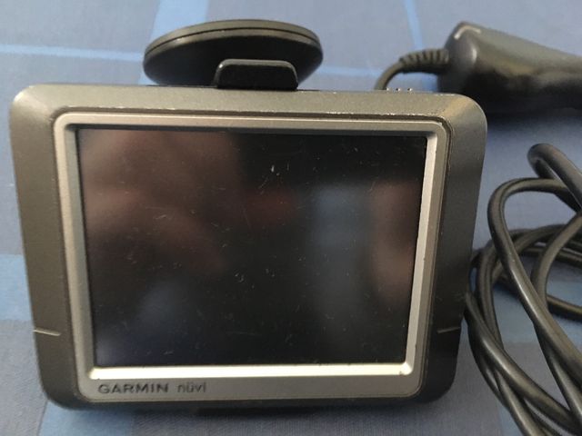 Navegador GPS Garmin Nuvi 250 y Nuvi 2545LM