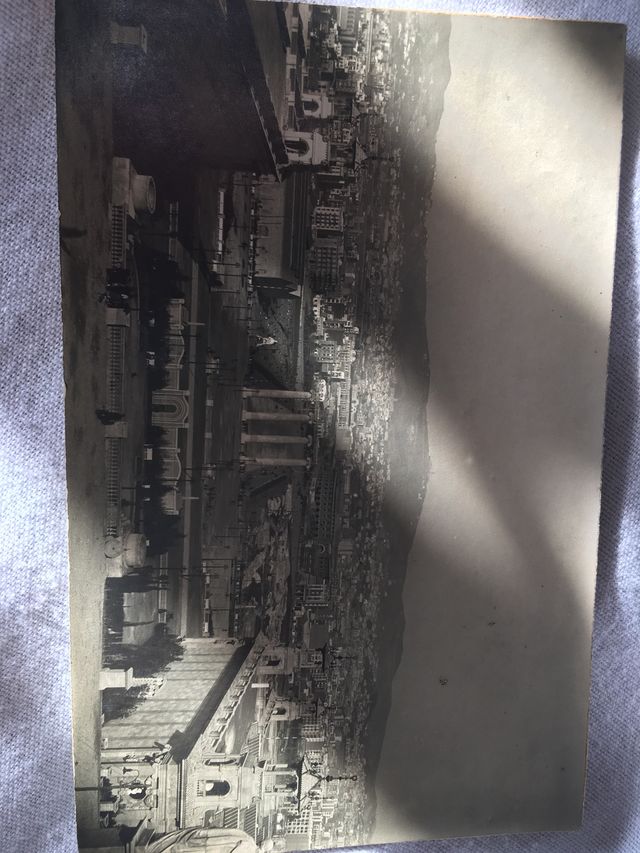 Foto edifici exposició del Moble-Montjuic