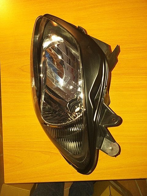 35300-10G31-999 Faro IZQ Burgman 650