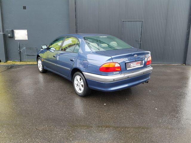 Toyota Avensis 2.0 D-4D Sol
