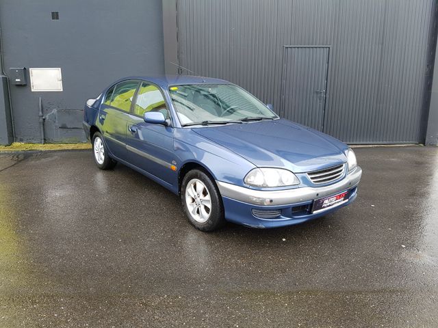 Toyota Avensis 2.0 D-4D Sol