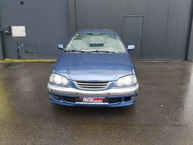 Toyota Avensis 2.0 D-4D Sol