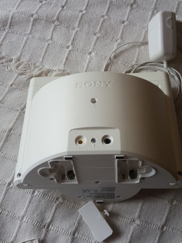 ALTAVOZ CON CARGA SONY RDP-M5IP