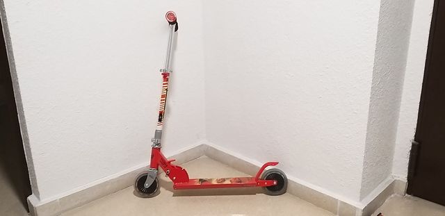 Patinete niño Cars Disney Pixar