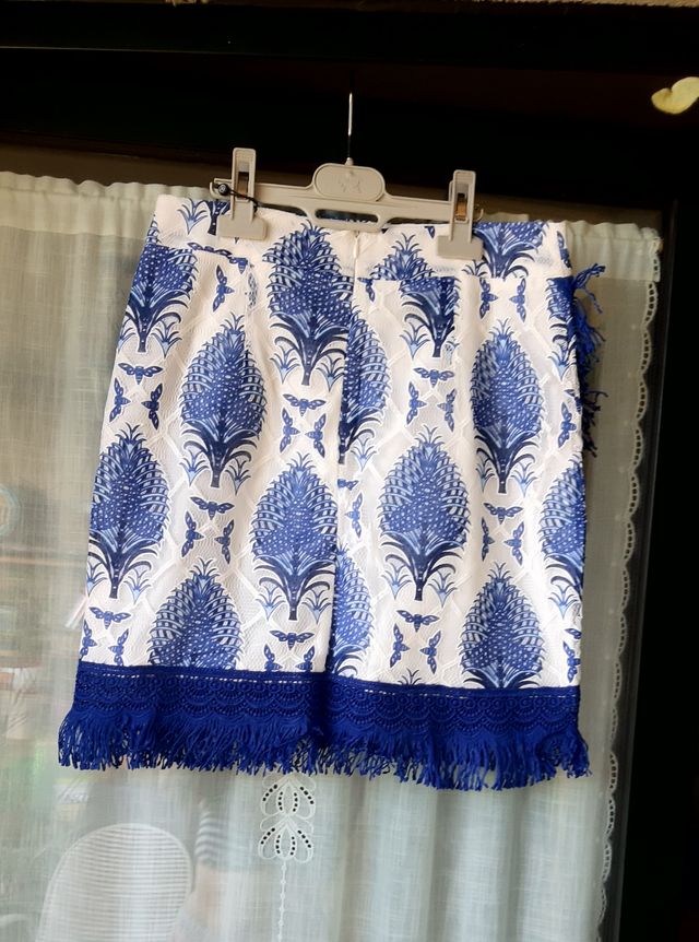 Falda con flecos/NUEVA