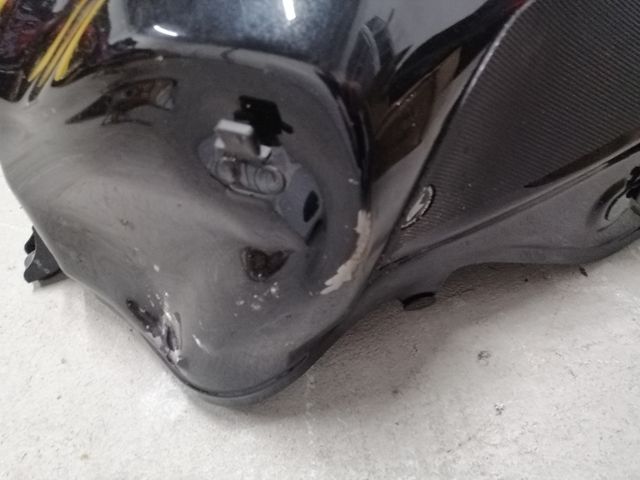 Deposito kawasaki z900 de segunda mano por 120 € en Ferrol