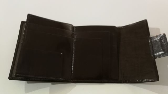 Billetero piel repujada