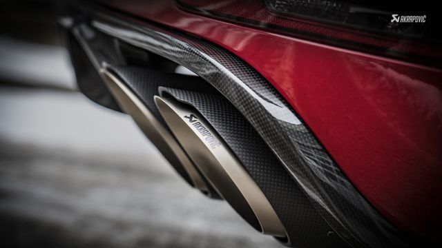 ESCAPES AKRAPOVIC x DSLC Performance