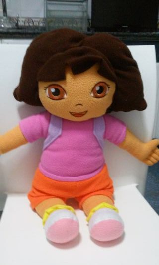 peluche de dora la exploradora