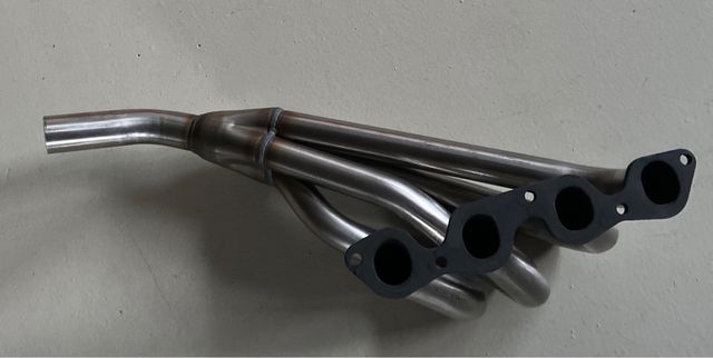 COLECTOR ESCAPE IRESA NUEVO SEAT 124 CREMALLERA