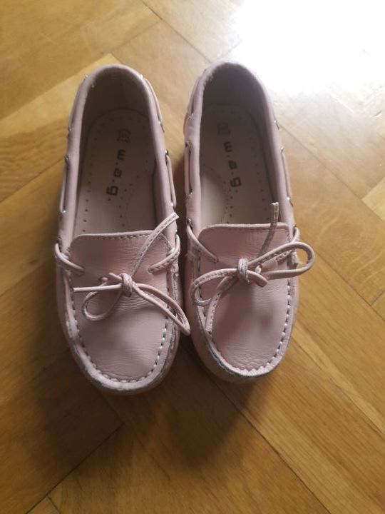 Náuticos rosas talla 27 de piel.