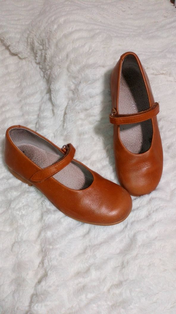 Merceditas-zapato niña piel.