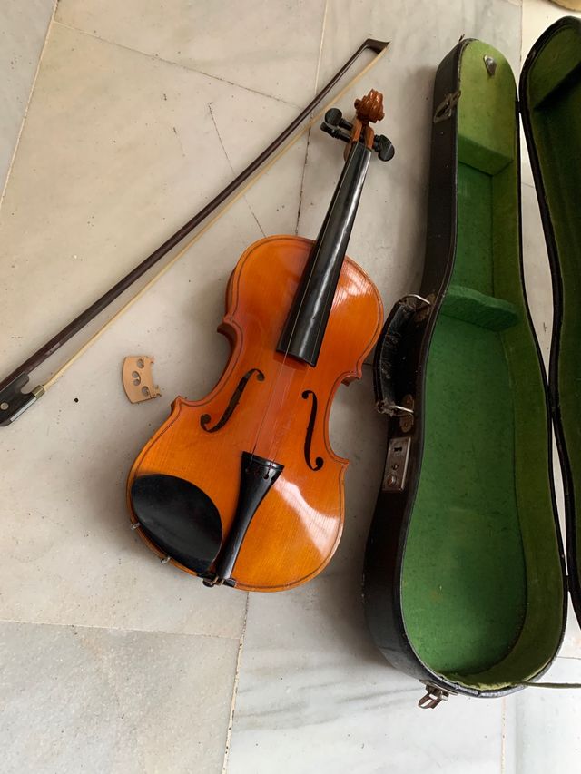 Violín antiguo
