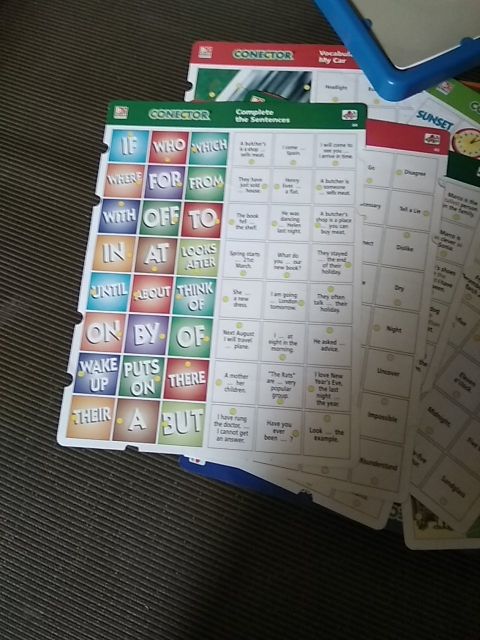 juego electrónico aprendizaje de inglés